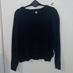 LARGE black acrylic top. THICK perfect for winter H&M